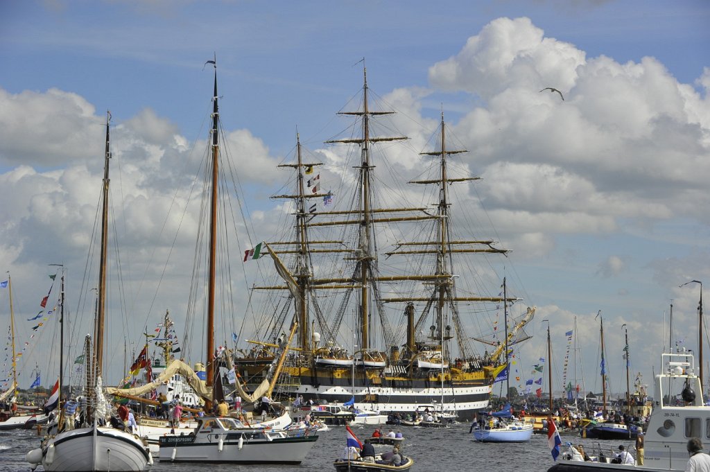 Sail 2010 (114).jpg